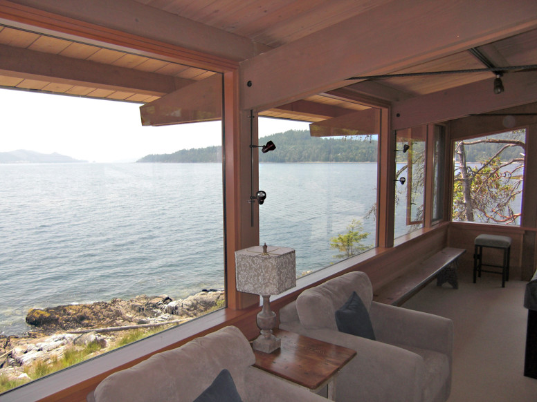 Unison Windows - Island Waterfront Home