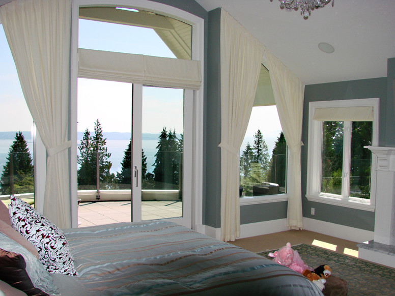 Unison Windows - Traditional Painted Residence